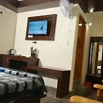 Hotel Tridev Manali